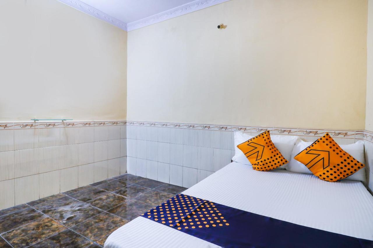 Spot On 66527 Pallavi Lodge Ulhasnagar Экстерьер фото