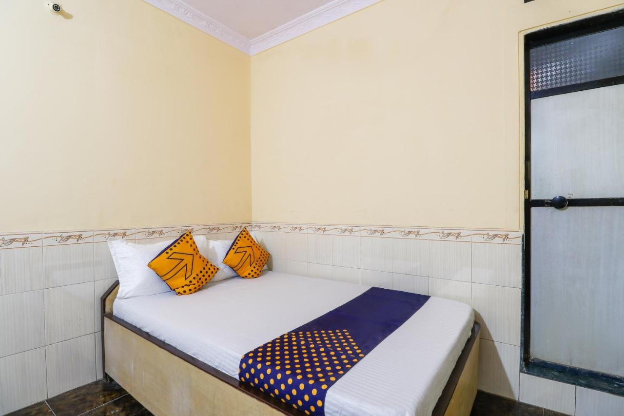 Spot On 66527 Pallavi Lodge Ulhasnagar Экстерьер фото
